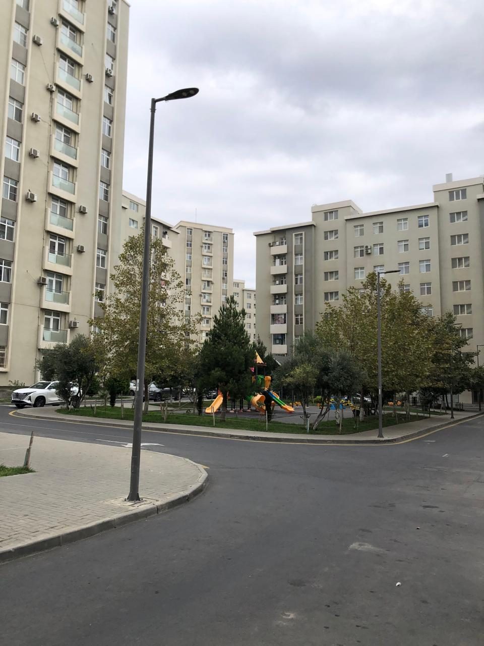 Satılır Mida Yasamal 3 otaq 85 kv əşyalı